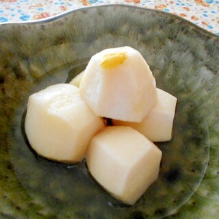 里芋の白ダシ煮